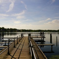 Ponton au bord du lac